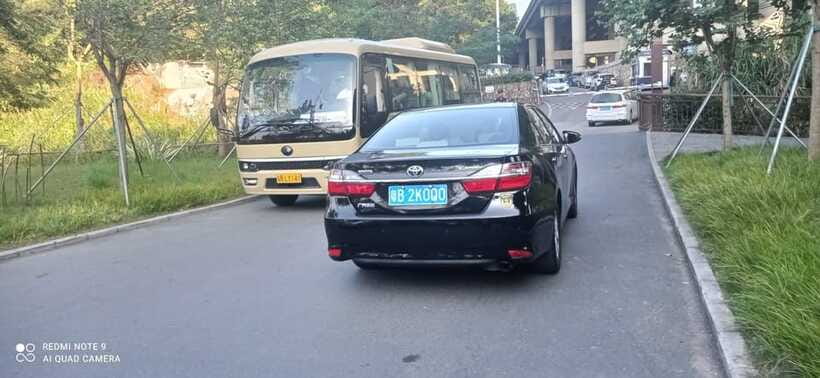 1 day Car Hire in Shenzhen with Driver (10 hours) - Shopping, sightseeing, and walking without a fixed group