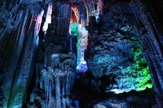 1-Day Guilin Tour to Reed Flute Cave, Xianggong Hill, Bamboo Boat and Night Show - The five details that shape your day