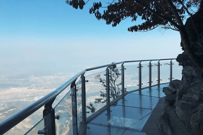 1-Day Private Tour to Tianmen Mountain & Glass Walk & Night Light - Why Tianmen Mountain makes such a strong day trip