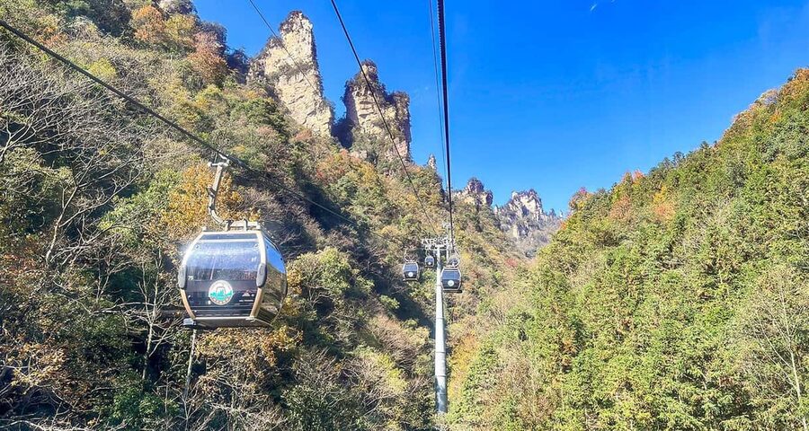 2-Day Avatar Mountain, Glass Bridge, and Mt. Tianmen Tour - Crowds, weather, and physical effort