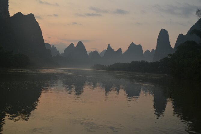 2 Day Guilin Highlights Li River Cruise and Longji Terraces Tour - What the $299 price really covers