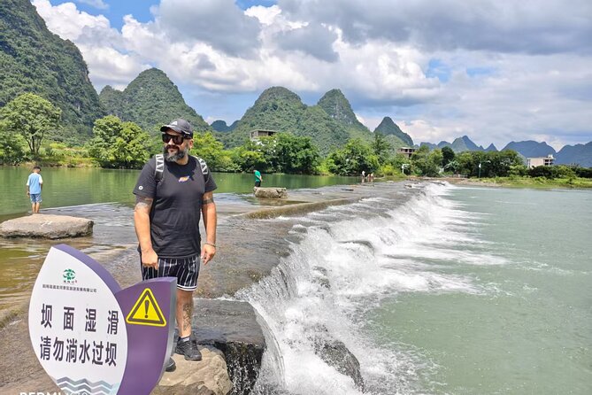 2-DAY Guilin Rice Terraces, Li River Cuise, YangShuo Leisure Tour - Yulong River and the country roads near Yangshuo