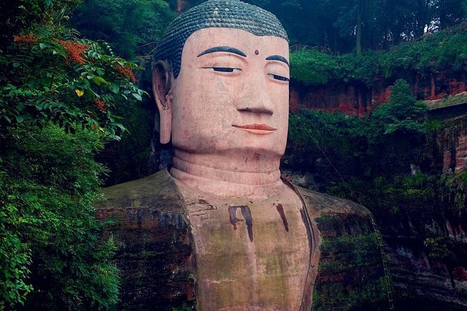 2-Day Private Tour of Leshan Grand Buddha and Emei Shan including Monastery Stay - Why this two-day route makes sense from Chengdu