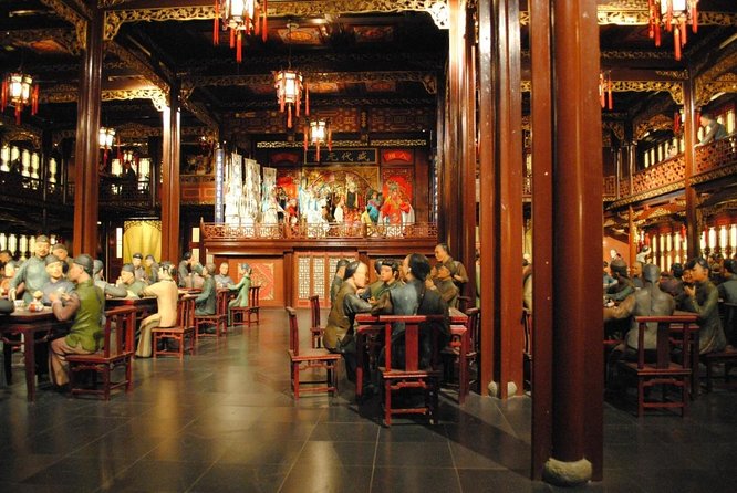 2-Day Shanghai Highlight Tour Combo Package - Day two: Shanghai from above, below, and within its old quarters