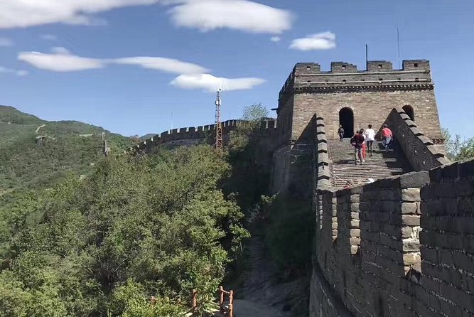 2-Days Private Beijing Sightseeing Tour Package - The long road to Mutianyu Great Wall