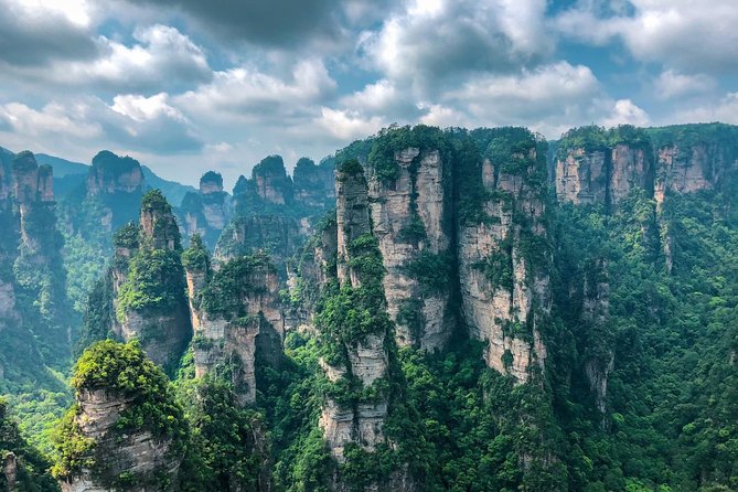 2 Days Zhangjiajie Private Tour for Avatar Mountain Discovery - Timing, pickup, and airport planning