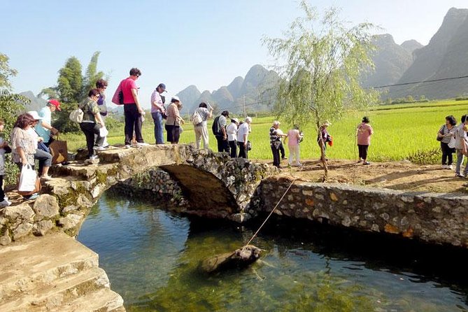 3-Day Private Guilin Tour with Li River Cruise and Yangshuo - Elephant Trunk Hill and the city’s best-known symbol