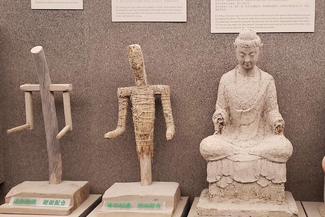 3-Day Private Silk Road Tour of Dunhuang: Mogao Grottoes, Yulin Grottoes, Crescent Moon Pool - Day two: the art of the Mogao Grottoes