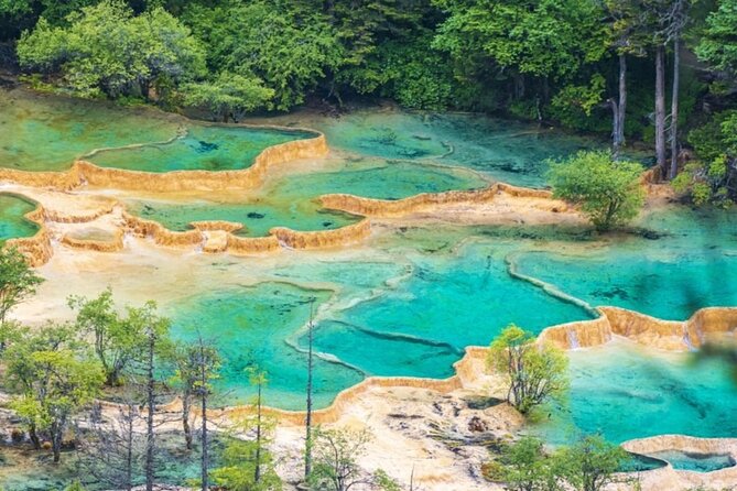 3 Day Private Tour to Jiuzhai Valley and Huanglong - The $980 price: expensive, but not automatically poor value