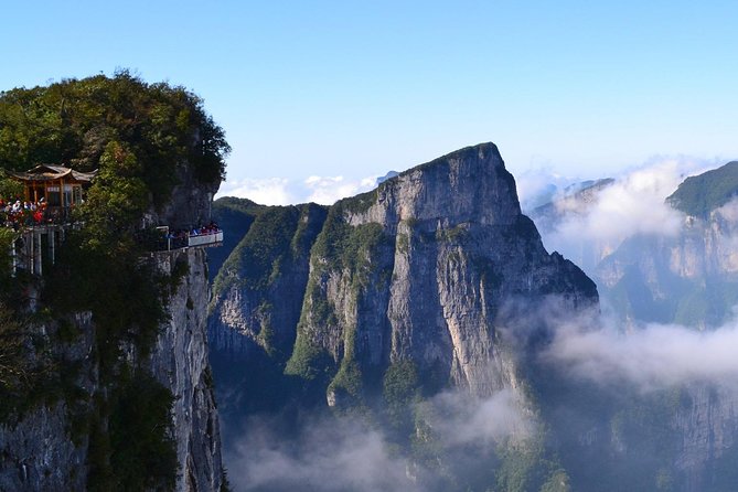 3-Day Private Zhangjiajie Discovery Tour with Glass Bridge - Day 2: The Bailong Elevator and Avatar country