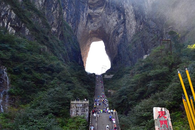 3-Day Private Zhangjiajie Discovery Tour with Glass Bridge - What the $346 price really covers