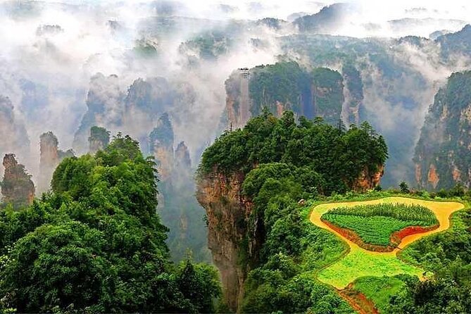 3-Day "Secrets Of Zhangjiajie" Deep Photography Tour - Day three: Tianmen Mountain, cliff paths, and the glass walkway