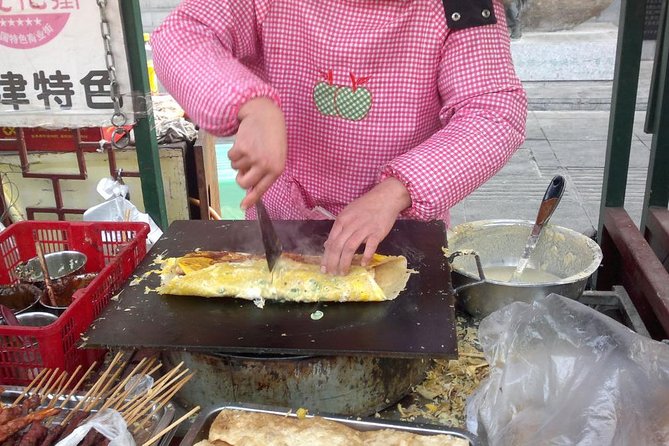 3-Hour Private Night Tour: Beijing Foodie Experience - Xinjiang Taste Restaurant and the first wave of food