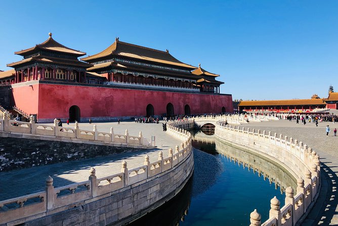 3-Hour Private Tour: Amazing Beijing City Highlights - Meeting your guide and getting across the city