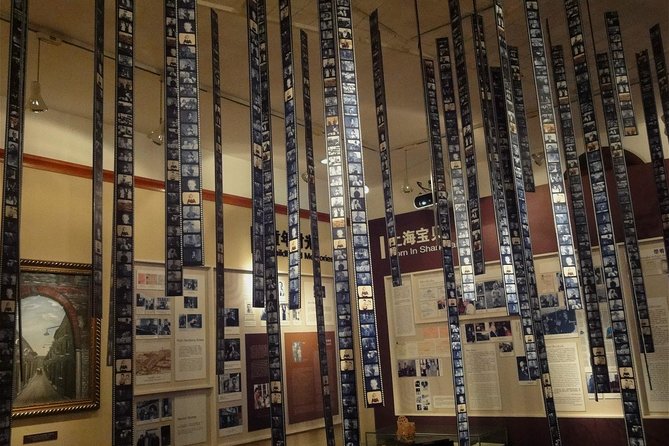3-Hour Private Tour to Jewish Ghetto and Shanghai Bund - Guides make the difference