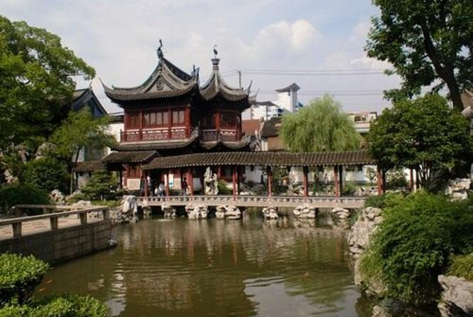 3-Hour Shanghai Yu Garden &Old Town Private Tour with Tea Tasting - Five useful things to know before booking