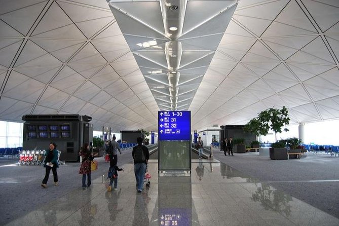 4-Hour Private Hong Kong Layover Tour - HSBC Main Building and the making of modern Hong Kong