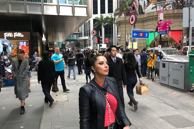 4-Hour Private Hong Kong Layover Tour - Food tasting adds more than a snack