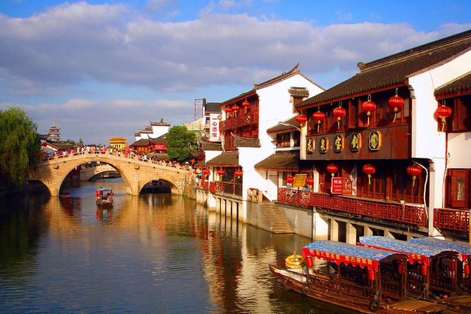 4-Hour Qibao Ancient Water Town Private Tour with Metro Experience - Why Qibao makes a good half-day trip from Shanghai