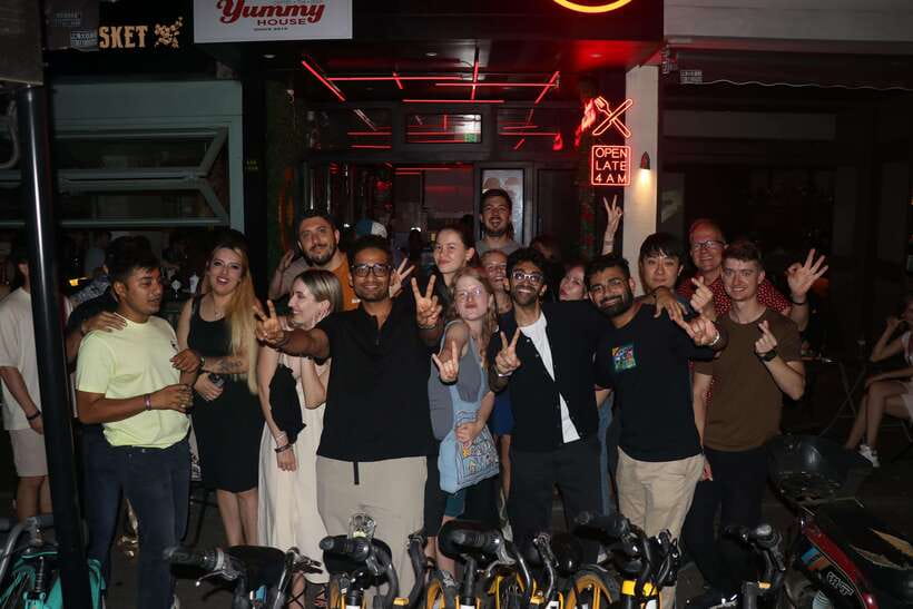 4-Hour Shanghai Pub Crawl (bars & nightclub hopping) - Key Points Before You Book