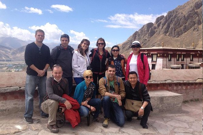 6 Days Central Tibet Culture Small Group Tour - Guides, transport, and group size