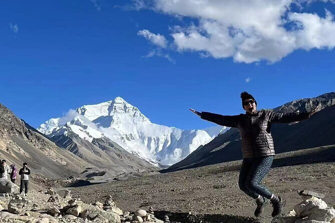 8 Day Tibet Classic Tour - Day 3: Yamdrok Lake and the road to Karola Glacier