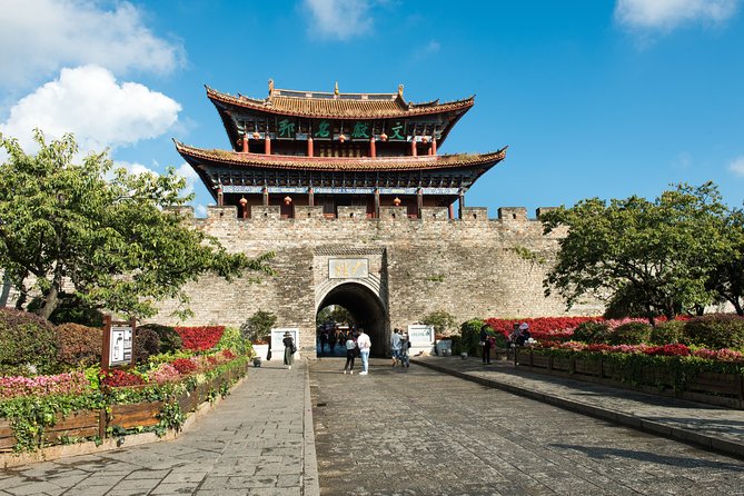 9 days Ancient Town Tour - Day 3: Taoist temples and the mountain village of Nuodeng