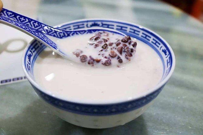 Afternoon Tea and Dessert Tour on the Huaihai Road in Shanghai - A few practical expectations