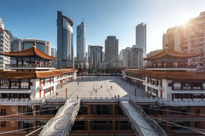 All-In-One Chongqing Trendy Spots Private Tour - A local lunch and a useful coffee break