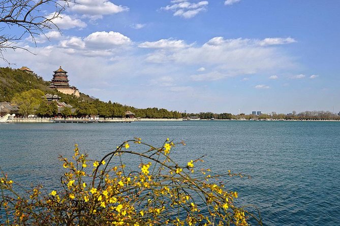 All Inclusive Private Custom Day Tour: Beijing City Discovery - Two hours inside the Palace Museum
