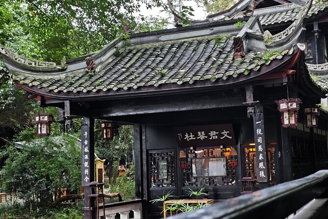All Inclusive Private Day Tour of Chengdu Old Streets including City Top Attractions - Wenshu Monastery and Wenshufang’s older neighborhood