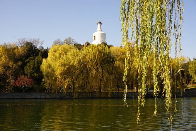 All-inclusive Private Day Tour to Mitianyu Great Wall - What the English guide adds