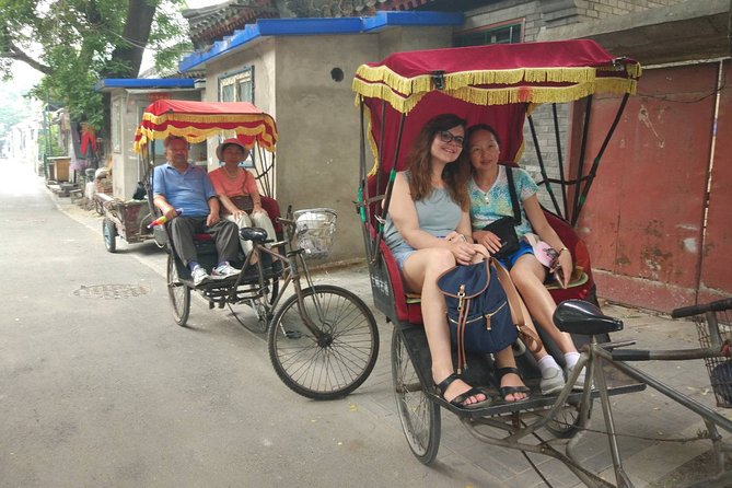 All-inclusive Private Day Trip: Hutongs, Lama Temple & Panda House with Lunch - Jingshan Hill and the Forbidden City view