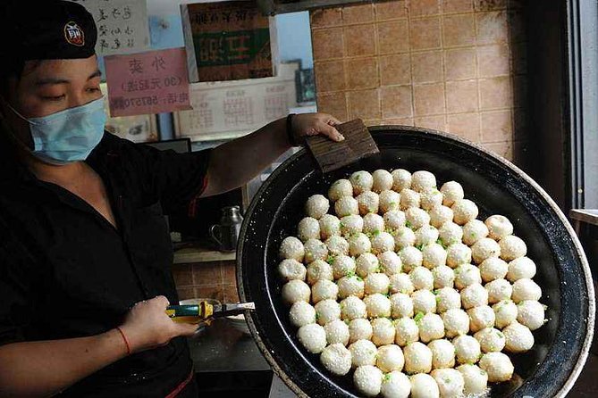 Authentic Local Food Tour in Central Shanghai - People’s Square and the final stretch