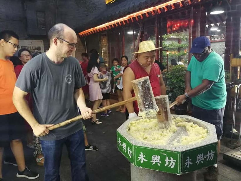 Authentic Old Xi'an Back Alley Food Tour - Is $69 good value for three hours?