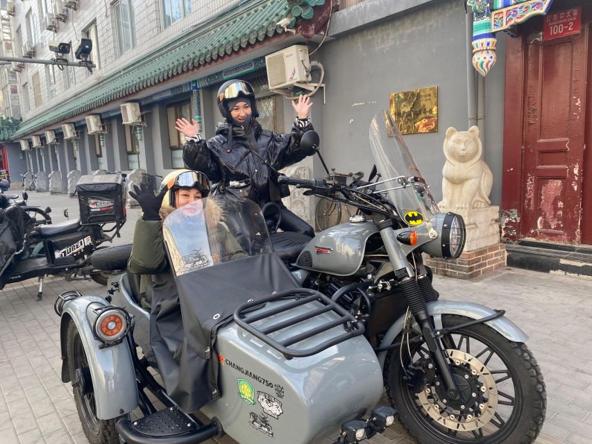 Beijing: 4 hours Discover City by Sidecar - Seeing the old White Pagoda at Miaoying Temple