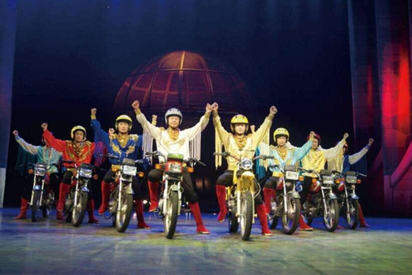 Beijing: Acrobatic Show Tickets Traditional & Modern Fusion - Is $27 good value?