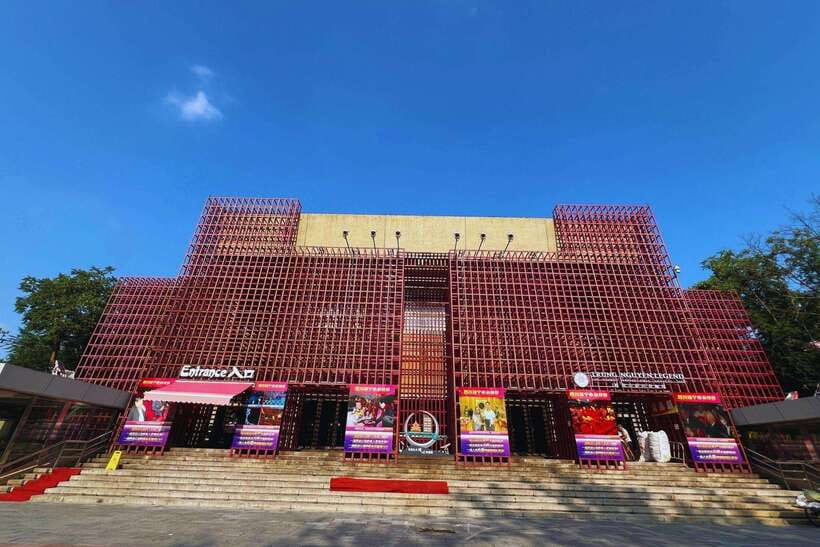 Beijing: Acrobatic Show Tickets Traditional & Modern Fusion - Practical tips for a smoother visit