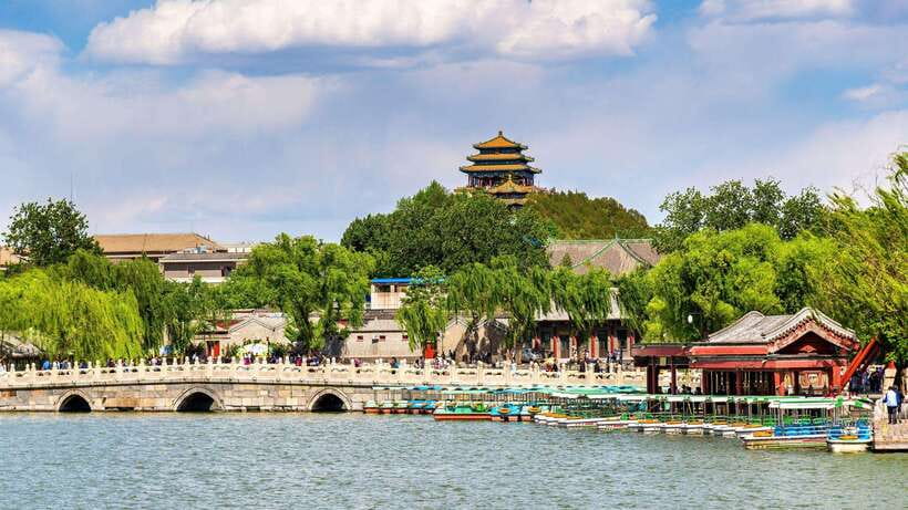 Beijing: Beihai Park Entry Ticket & English PDF Guidebook - Finding the Nine-Dragon Wall