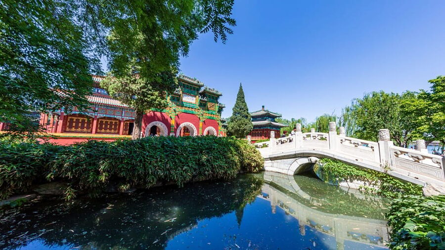Beijing: Beihai Park Entry Ticket & English PDF Guidebook - Using the English PDF Guidebook Well