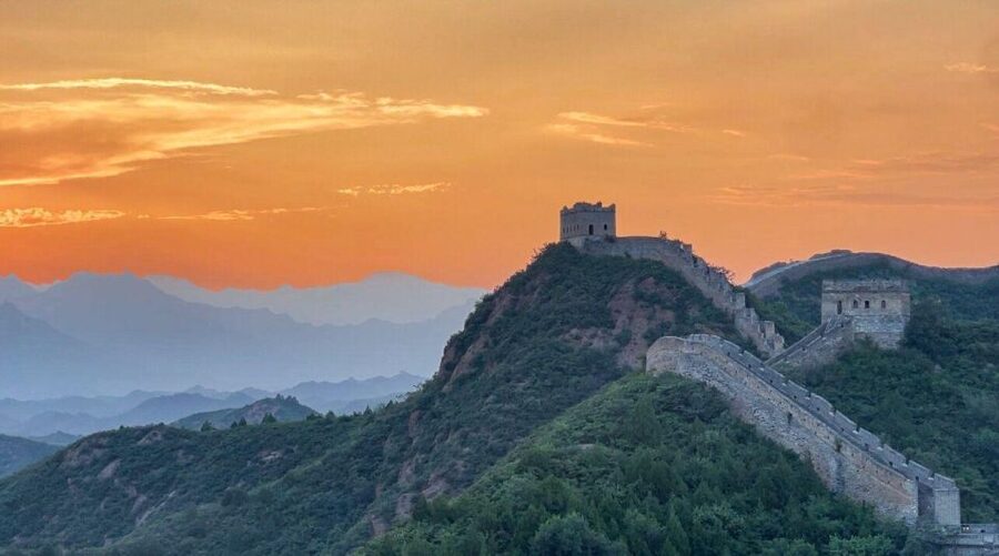 Beijing: Best Great Wall Sunset Tour - Getting onto the wall at Jinshanling