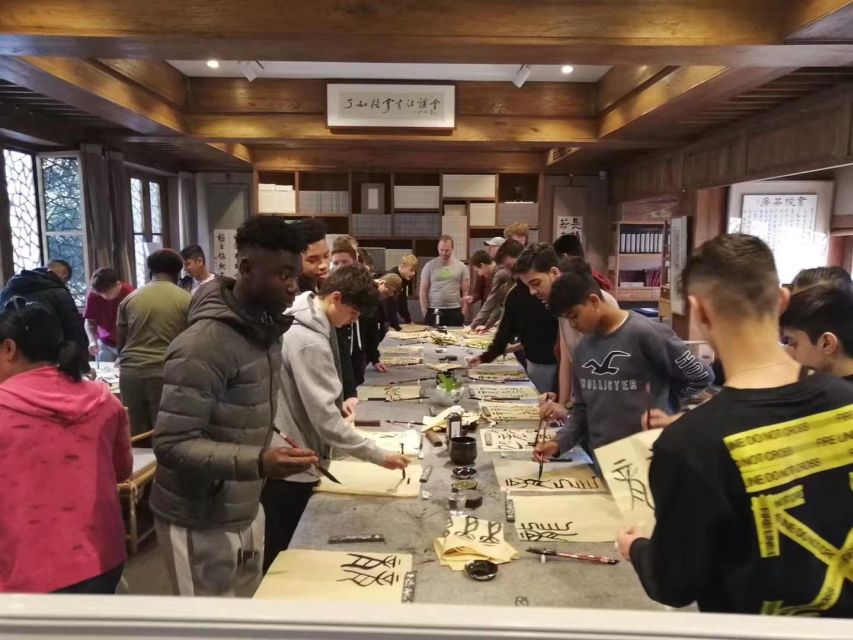 Beijing Calligraphy Class - How the teachers shape the experience