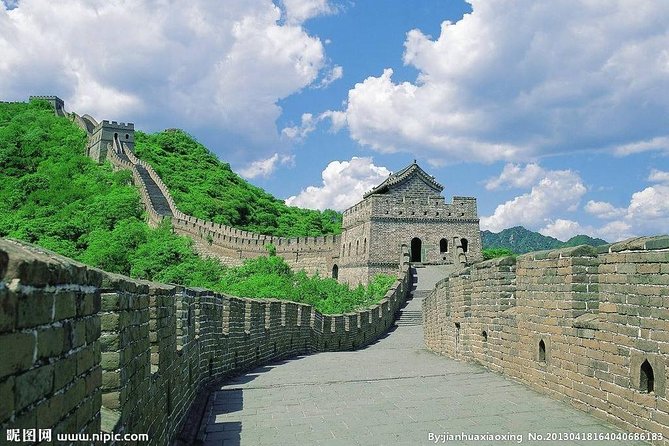 Beijing Capital Airport Layover Mutianyu Great Wall Private Tour - Pickup at PEK and the value of a private car