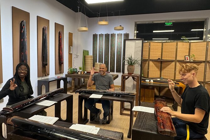 Beijing Culture: Tea Ceremony, Heritage Instrument & Calligraphy - The guide and the teaching style