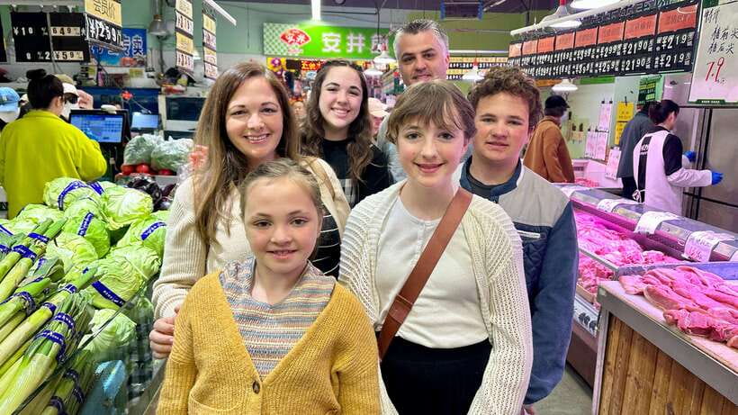 Beijing: Dumpling-Making Class with wet Market visit - From market ingredients to a family kitchen