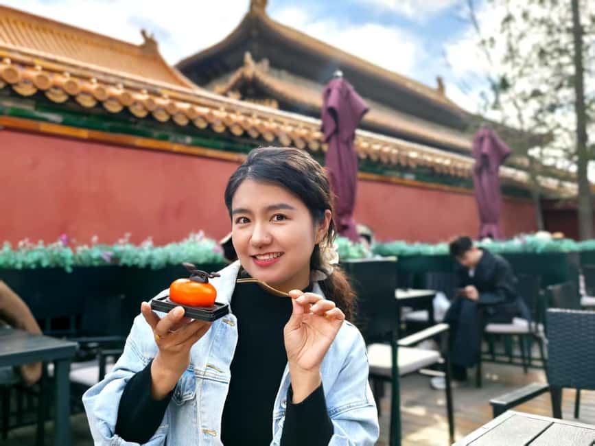 Beijing:Forbidden City--Reveal Secrets Behind Red Walls - Molly, Coco, and the value of an interactive guide