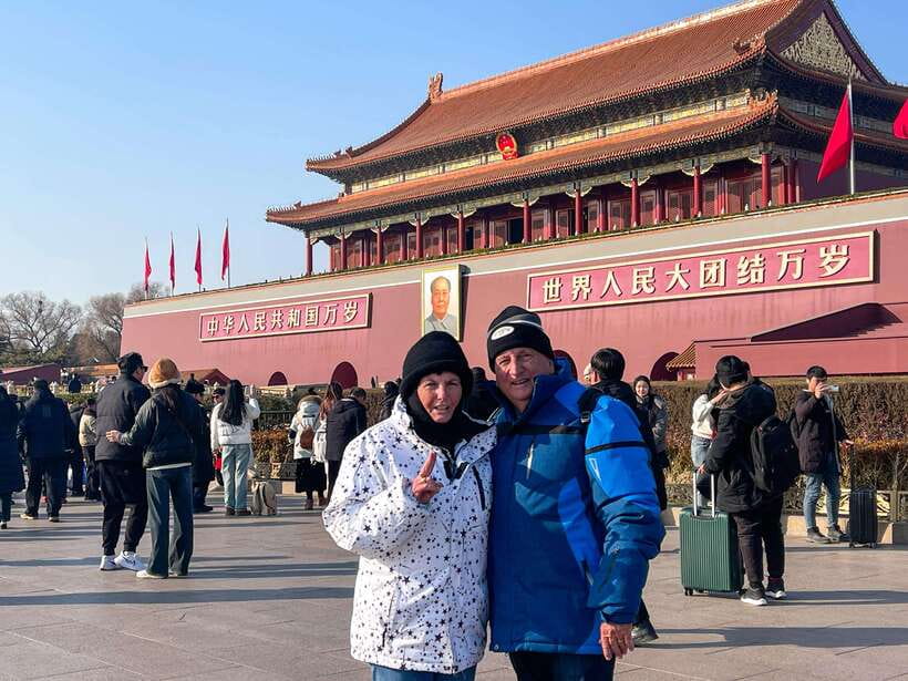 Beijing: Forbidden City, Tian'anmen Square & Great Wall Trip - Walking into the Forbidden City through Meridian Gate