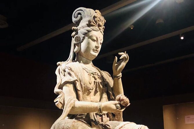 Beijing Half Day: National Museum of China In-depth Tour with Subway Transfer - Ancient China: pottery, jade, bronze, and Sanxingdui