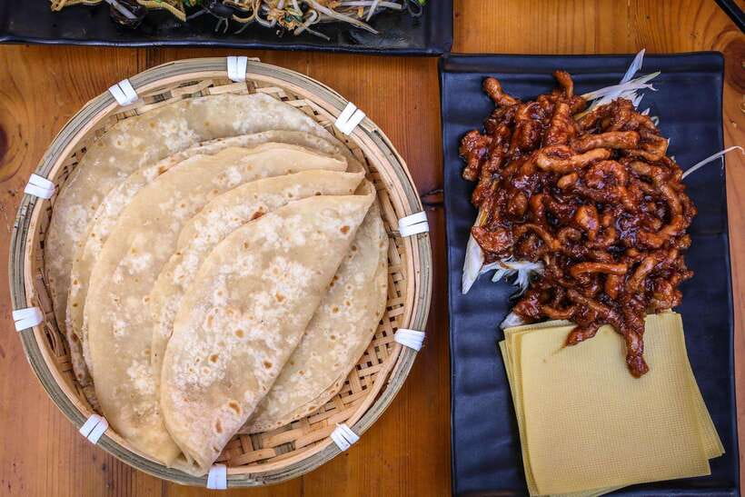Beijing: Hidden Gems Guided Food Tour with Beer and Tastings - The rare Muslim dish with an imperial connection