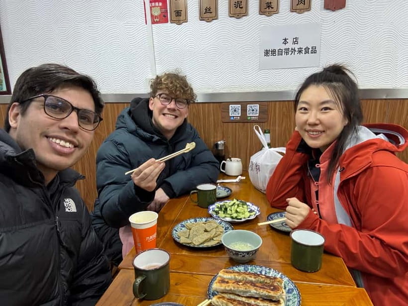 Beijing Hutong Dinner and Beer Walking Private Tour - Wanning Bridge and the First Night Views